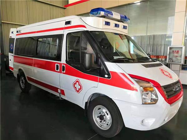 兴化市福特V362救护车